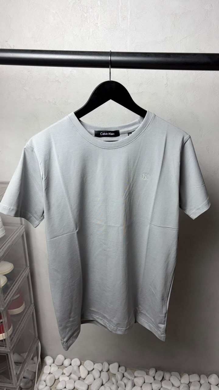 Calvin Klein T-Shirts (Plain)