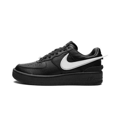 Nike Airforce 1 	Low SP Ambush Black